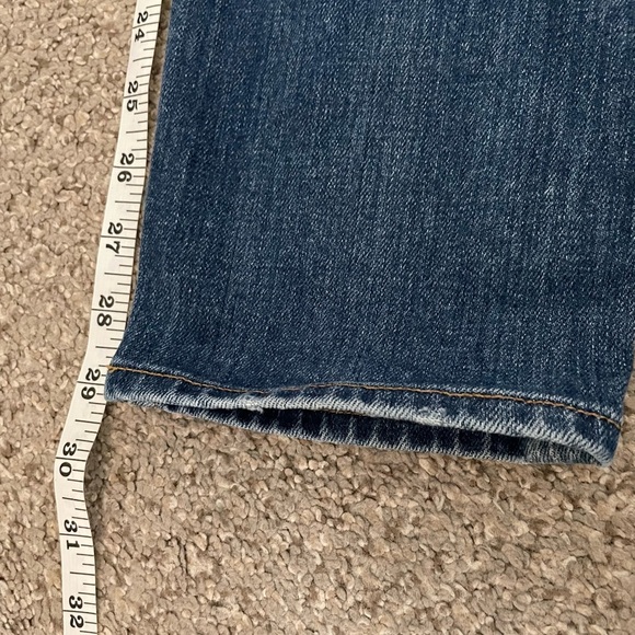 Womens rag and bone jeans. The Dre style. Medium wash, low rise. Size 28. - Picture 6 of 6